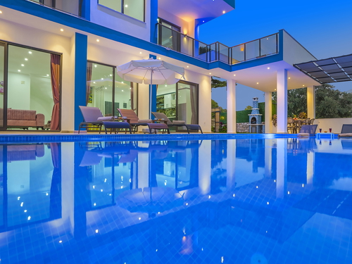  gece  -  Kasım
  | Kalkan İslamlar Balayı Villası: Jakuzili, Özel Havuzlu, 5 Kişilik Muhafazakar